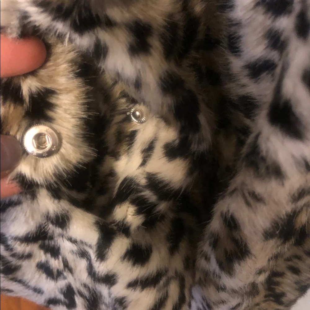 Express Leopard Coat Medium - Picture 5 of 9